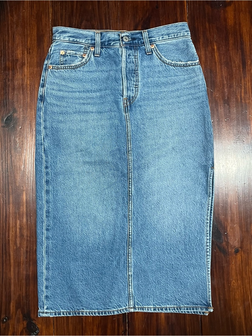 Levi’s Blue Denim Midi Skirt Size 25